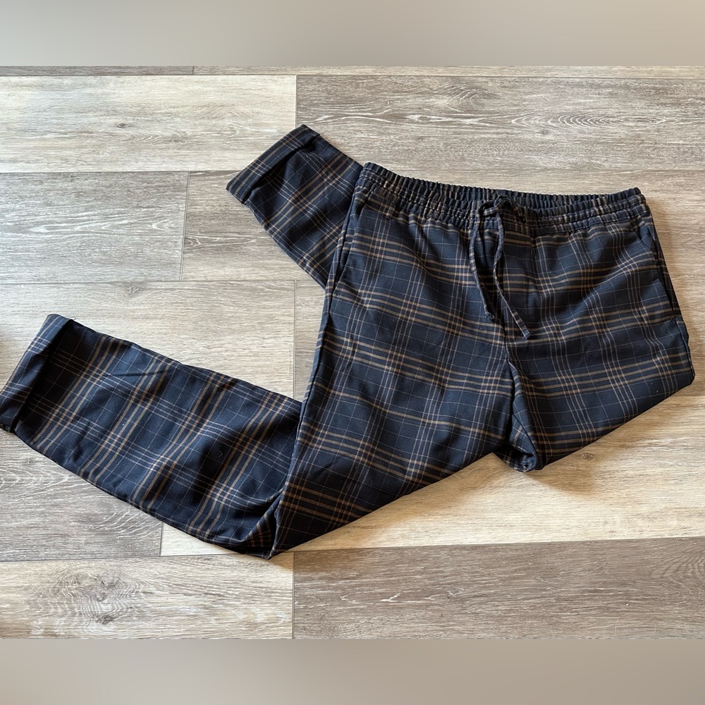 H&M Men’s Slim Fit Pinstripe Jogger - Medium